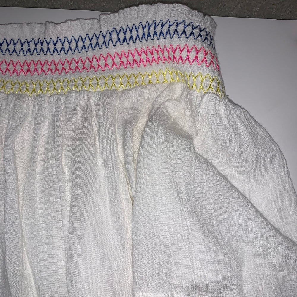 Top - Picture 2 of 4